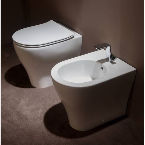 Sanitari App filomuro scarico traslato senza brida cm. 52x36 con