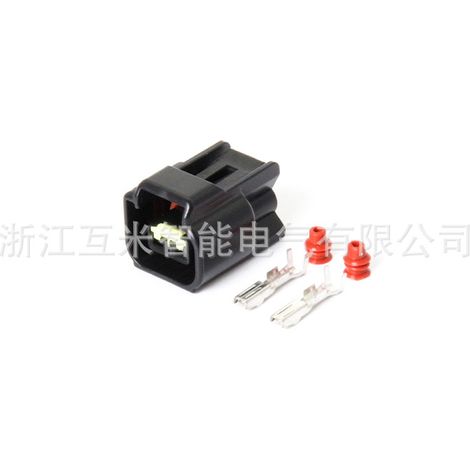 DJ7022Y-2.3-11/21 is compatible with Ford Focus ignition coil connectors FW-C-2F-W/FW-C-2M-B. (1/4)