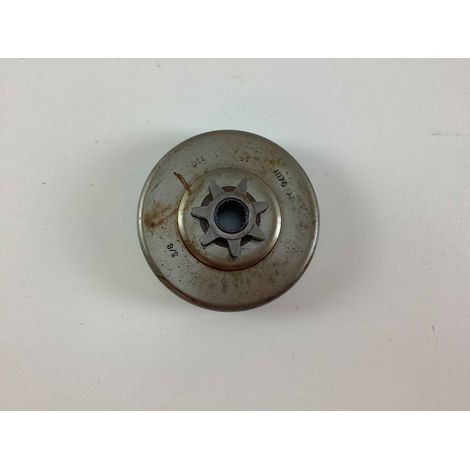 Pignon MC CULLOCH moteur tronçonneuse 10.10 3/8' dents 7 001749 (1/4)
