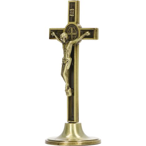 Croix catholique artisanale, crucifix vertical en alliage de zinc, à suspendre au mur, avec base amovible, finition bronze antique. (1/5)