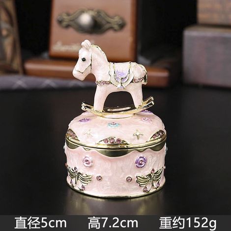 Boîte à bijoux en bois émaillé rose en forme de cheval, pour ranger bagues et boucles d'oreilles. (1/2)
