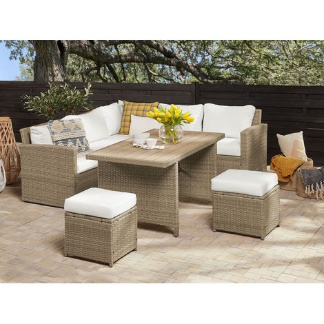 Conjunto de jardín 5 plazas de ratán sintético marrón sofá esquinero mesa 2 otomanas cojines blancos comedor exterior Bardi (1/5)