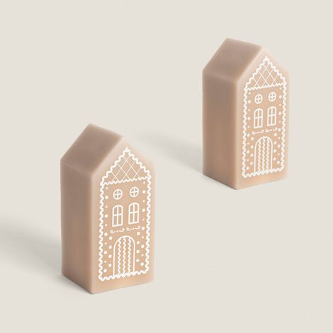 Set di 2 Candele Natalizie  LED in Cera a Forma di Casetta Malia Beige ↑15 cm (1/5)
