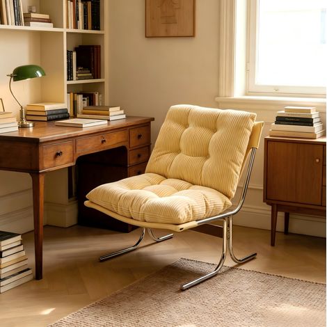 Poltrona lounge in velluto a coste color avorio con rivestimento sfoderabile e gambe in metallo (1/5)