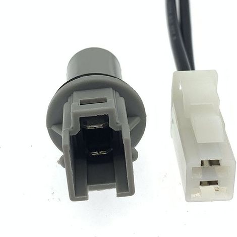 La référence 34303-SX0-003 est compatible avec les douilles d'ampoules T10 et T15 des véhicules Honda, Mitsubishi et Suzuki (douille + fiche).