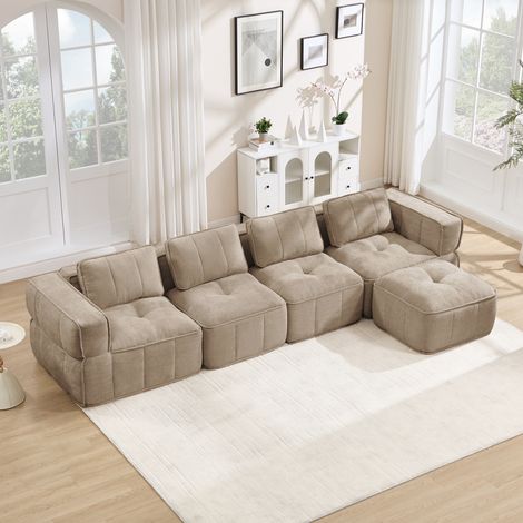 Canapé d'angle modulaire 4 places avec pouf, mousse haute résilience 32D, assise profonde, revêtement textile moelleux, parfait pour séjour, teinte sable. (1/5)