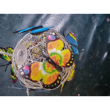 Nueva lámpara solar LED con forma de mariposa, luz decorativa para exteriores para jardín o patio, esfera luminosa con forma de mariposa (mariposa grande). (1/5)
