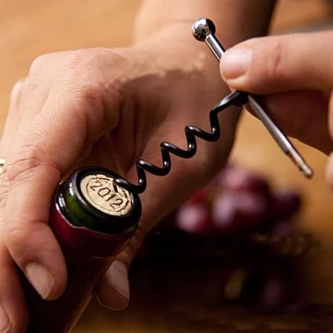 Ouvre-bouteille multifonction en spirale pour l'extérieur, avec porte-clés et mini outil de cuisine créatif (1/4)
