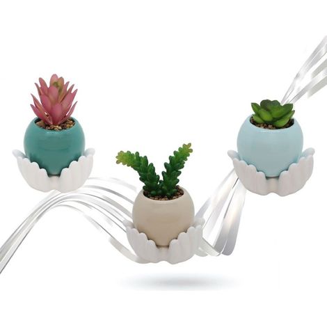 TrAdE Shop Traesio - Vaso Ceramica Con Piantina Grassa Artificiale Su Supporto Forma Mani Bianche Giunte 9013090 - (1/2)