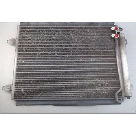[PRODUIT D'OCCASION] Condenseur Climatisation VOLKSWAGEN Passat 05-10 ♻️ Ref Oe. 3c0820411g - Garantie à vie (1/3)