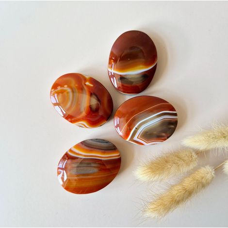 Galet de Massage en Pierre Naturelle Sardonyx Pierre de Paume pour Méditation 5 cm - PANGIVO (1/2)