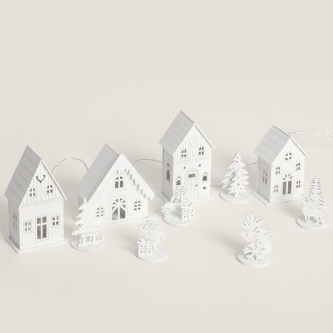 LED Weihnachtsdorf aus Holz Luvia Helles Holz ↑11 cm (1/5)