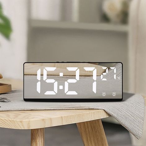 Horloge Murale Numerique - Affichage Heure Temperature Humidite - Ecran Couleur Silencieux - Alimentation USB ou Piles AAA - 17,4 x 2,3 x 6,8 cm - 1 Unite (1/5)