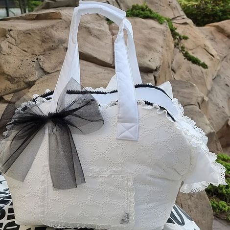 Sac à main portable pour chat (1 pièce) - Idéal pour les sorties automne/hiver 2024 - Grande capacité - Élégant - Fermeture à lacets (1/4)