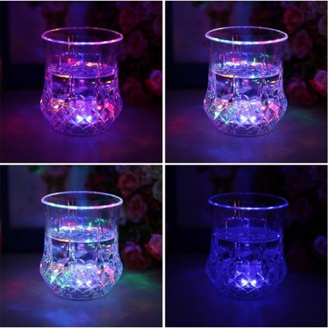 TrAdE Shop Traesio - Bicchiere Induttivo Rgb Led Cambia Colore Con Il Versare Liquido Birra Cocktail - (1/5)