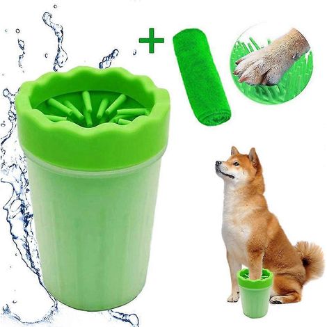 Nettoyeur de pattes pour chiens, idéal pour les pattes boueuses. Grand gobelet à ventouse portable. (1/5)