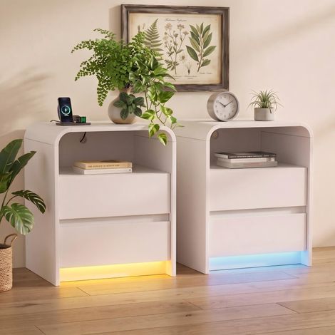 2er-Set LED-Nachttische – 45 x 40 x 57 cm – Nachttische mit Steckdosen und USB-Anschlüssen – Moderner Beistelltisch für das Schlafzimmer – Weiß (1/5)
