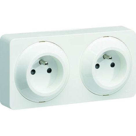 Prise de courant double horizontale ou verticale 2P+T complète – Indice de protection IP44 – Pour installation intérieure – HAGER (1/3)