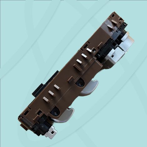 Suitable for window regulator switches of the Mercedes-Benz C-Class, GLC-Class and C260 (reference A2059056811, brown background C200).