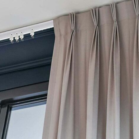 5 Meter Flexible Curtain Track for Curved and Foldable Ceiling Curtains. (1/4)