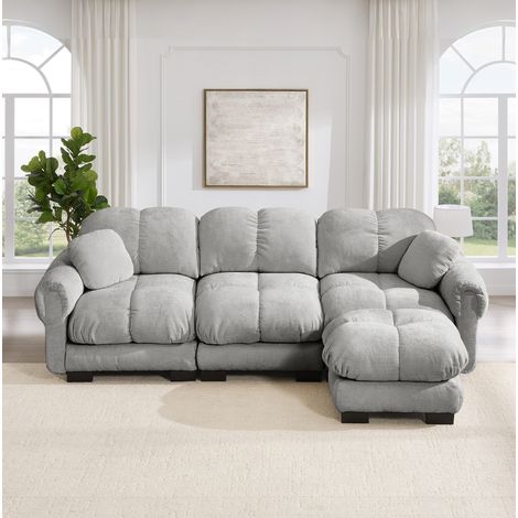 Divano angolare a 3 posti con pouf mobile e 2 cuscini decorativi, in tessuto ciniglia grigio chiaro. (1/5)