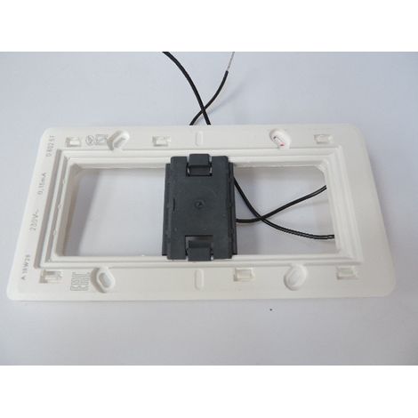SUPPORT BATIBOX 4 MODULES VERTICAL LUMINEUX LEGRAND 080257