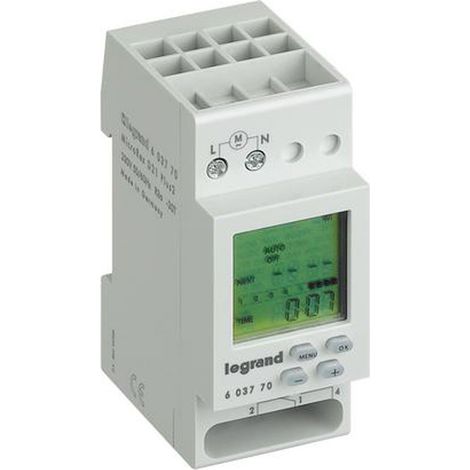 Legrand 555188 Base per quadro elettrico P17 Legrand - 3P+T - 380-415 V - 16 A - plastica - IP44 - IK09