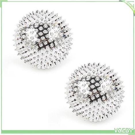 VGEBY Ball de masseur 2pcs Boule de massage avec aiguilles-acupresure masseur actif electromenager coussin Or 56 mm / Argent 32mm (1/5)
