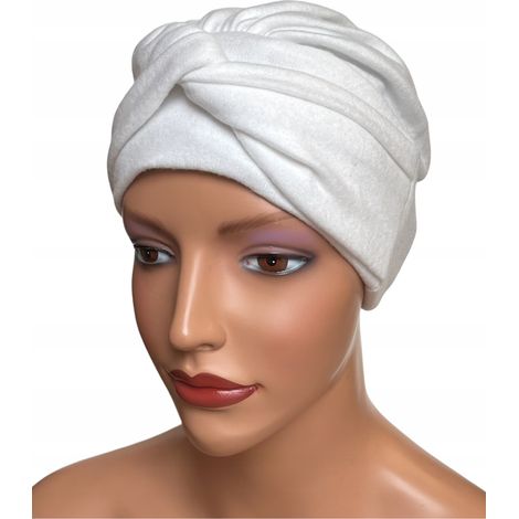 Turbante caldo Sara, bianco, in un materiale piacevole e morbido, utile anche dopo la chemioterapia. (1/5)