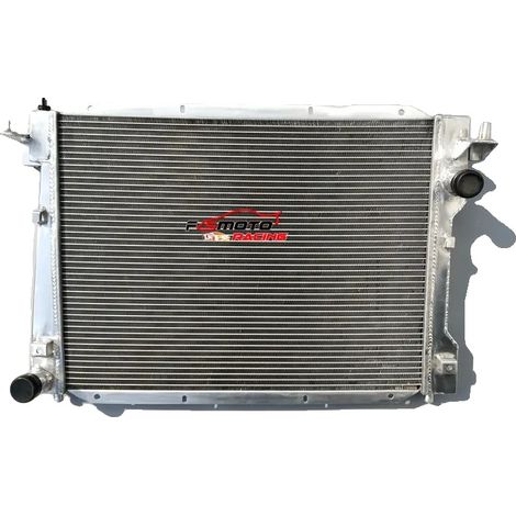 Radiateur en aluminium, taille du noyau 611x458x40 mm, taille d'entrée/sortie 38 mm, 30 % d'efficacité de refroidissement en plus, construction soudée TIG, compatibilité avec les modèles de berlines d (1/5)