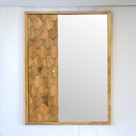 Massivholz-Kleiderschrank mit Spiegel und Ananas-Relief, vintage-stilvoll, warmbraune Oberfläche – ideal für Bad oder Flur