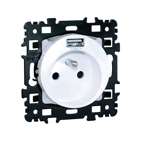 60256 Eur'ohm Square Prise De Courant 2p+t + Usb A Blanc
