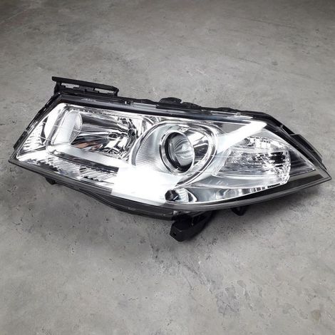 Phare gauche Renault Megane 2 facelift, phase 2, avec loupe et réglage électrique 2005-2008