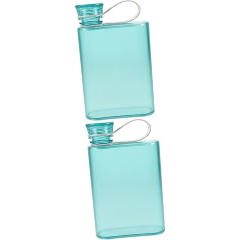 Set aus 2 wiederverwendbaren flachen Wasserflaschen mit Kordel, ideal für Reisen, Sport und Outdoor-Aktivitäten.
