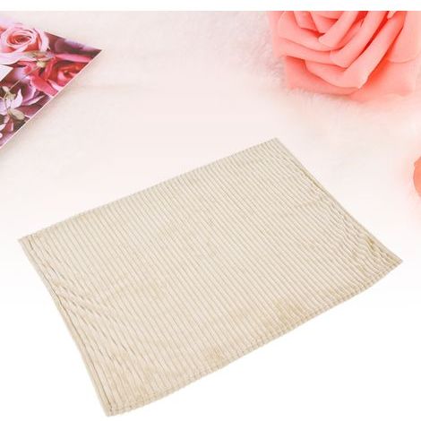 Soft and lightweight fleece blanket - Breathable fleece, clean design, meticulous craftsmanship - Beige (1/5)
