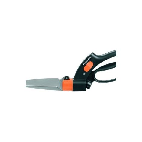 Fiskars GS42 Servo-System Grass Shears with Precision Cutting and Ergonomic Design