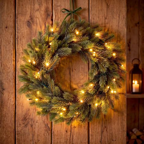 LED Spritzguss Tannenkranz batteriebetrieben mit Timer für Außen und Innen - 40 cm - Weihnachtskranz warm weiß beleuchtet mit naturgetreuer Kunsttanne