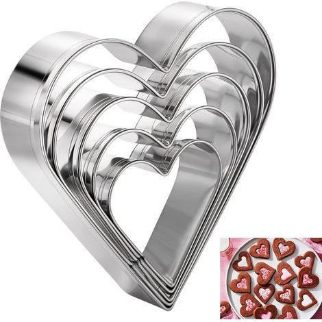 Set mit 5 herzförmigen Ausstechformen (8 cm, 7 cm, 6 cm, 5 cm, 3,2 cm) aus Edelstahl für den Valentinstag (1/5)