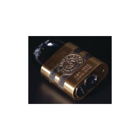 Candadocilíndrico83/45IRONROCKvs.cuerpocerradura-A.46mmMScerrada (1/2)