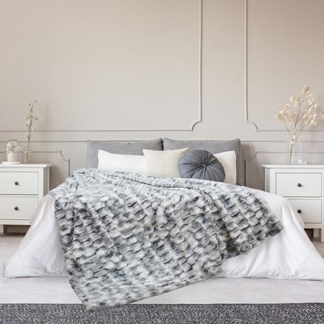 Plaid en polyester 140x200 cm NINA fausse fourrure bicolore noir et blanc (1/5)