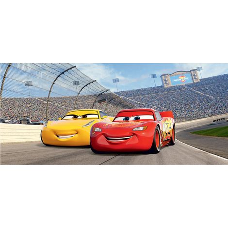 Poster horizontal Cars Flash McQueen et cruz Ramirez sur la piste de Disney intisse 202CM X 90CM (1/3)