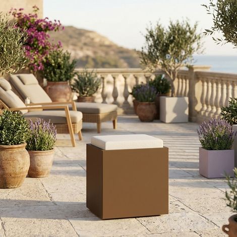 Poltroncina Comfy Square pouf in resina con cuscino alto confortevole Made in Italy -Viola