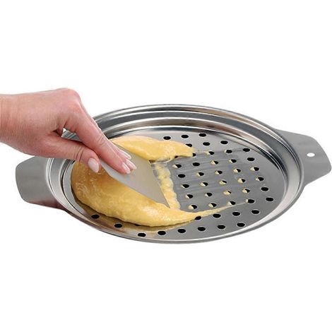 Couvercle en acier inoxydable pour appareil à spaetzle avec racleur, style traditionnel allemand. (1/5)