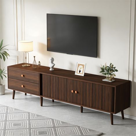 Meuble TV 180 cm effet noyer, avec 2 tiroirs et 2 portes coulissantes, lowboard pour TV jusqu'à 80 pouces, grand meuble de rangement salon (1/5)