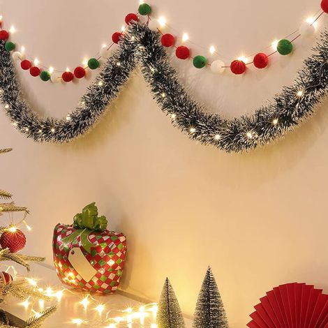 Guirlande De Noël - Branches De Sapin Artificiel Vert - Pompons Et Boules Rouges Blanches Vertes - 190 Cm - Pour Arbre Cheminée Escalier (1/5)