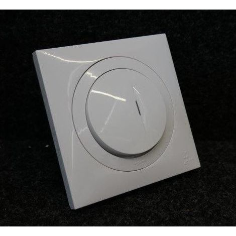 Poussoir simple lumineux - 6 A - Avec griffes et plaque de finition - Blanc - Dooxie One - 600014 - Legrand (1/6)