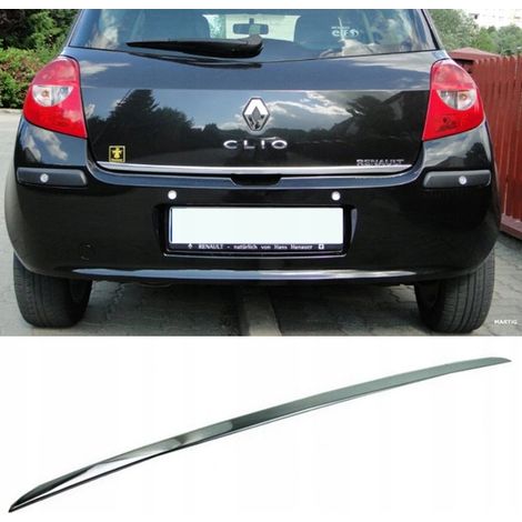 Embellecedor cromado del Renault Clio III en el portón trasero (1/5)