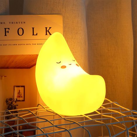 Niedliches gelbes Silikon-LED-Nachtlicht in Form eines Mondes, für das Kinderzimmer. (1/5)