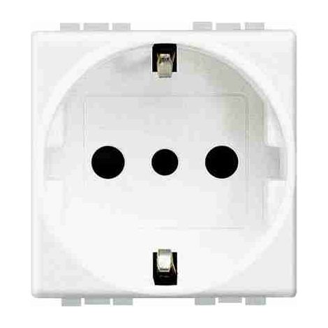 BTIN4140 P30 Steckdose 2P+E 16A 250V AC