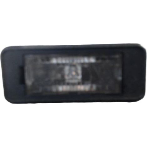[PRODUIT D'OCCASION] Eclaireur Plaque De Police Gauche PEUGEOT 208 ♻️ Ref Oe. 6340g3 - Garantie à vie (1/3)